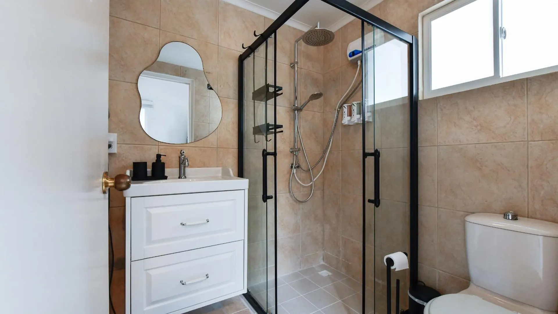 Moderne Studio Sea Dichtbij De Zee Met Zwembad オラニエスタッド 0*,